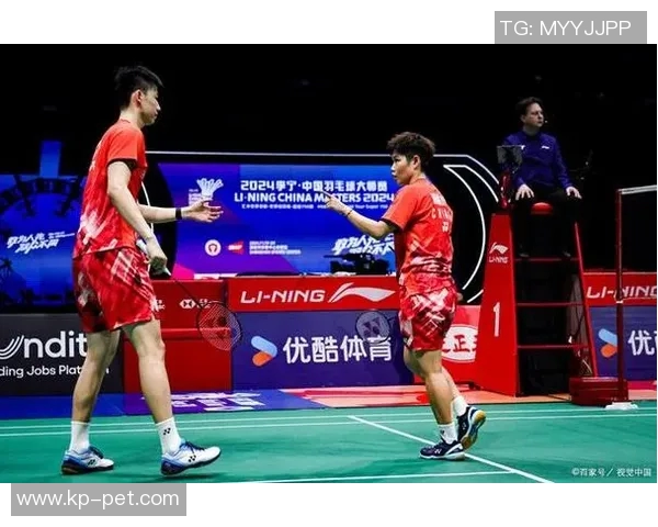 羽毛球混合双打比赛技术配合与战术策略优化研究